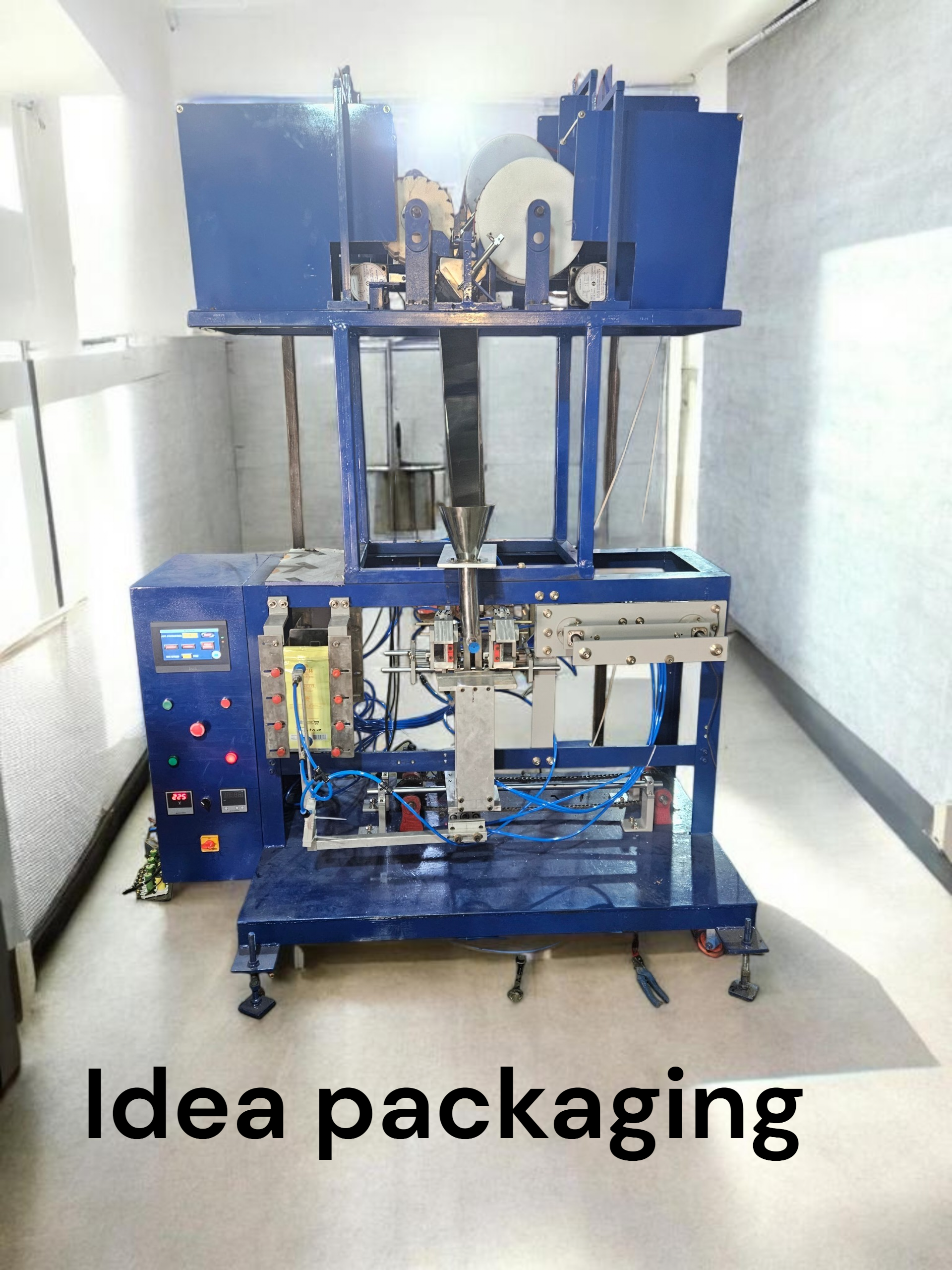 PREFORMED SACHET'S AUTOMATIC PACKING MACHINE